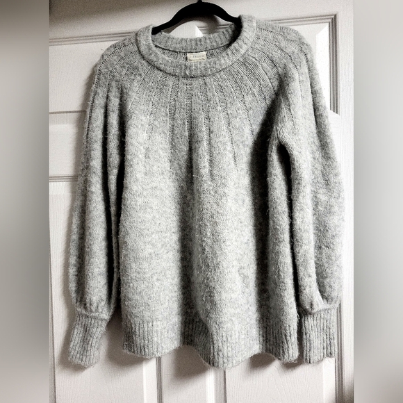 Caslon Sweaters - Caslon - Gray Women's Puff Sleeve Sweater- Size S